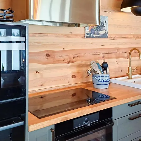 With Panoramic Views At Syndin Plateau Дом отдыха *