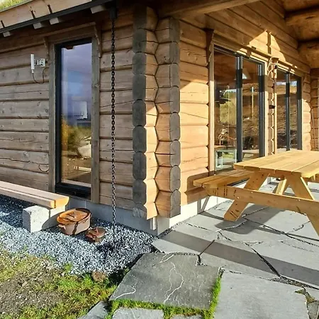 With Panoramic Views At Syndin Plateau *