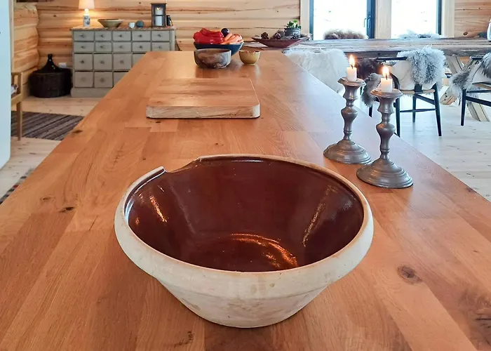 With Panoramic Views At Syndin Plateau *