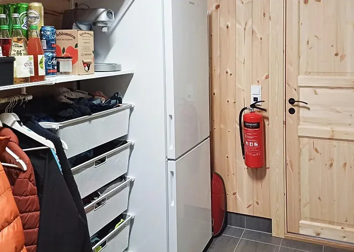 With Panoramic Views At Syndin Plateau