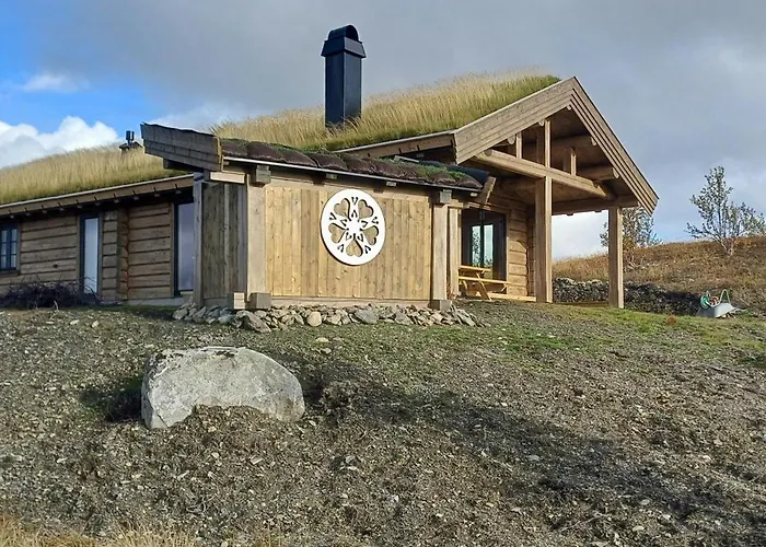 With Panoramic Views At Syndin Plateau *