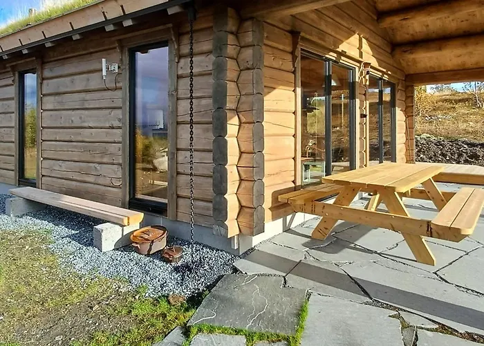 With Panoramic Views At Syndin Plateau *