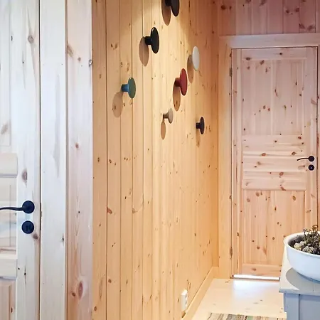 With Panoramic Views At Syndin Plateau *